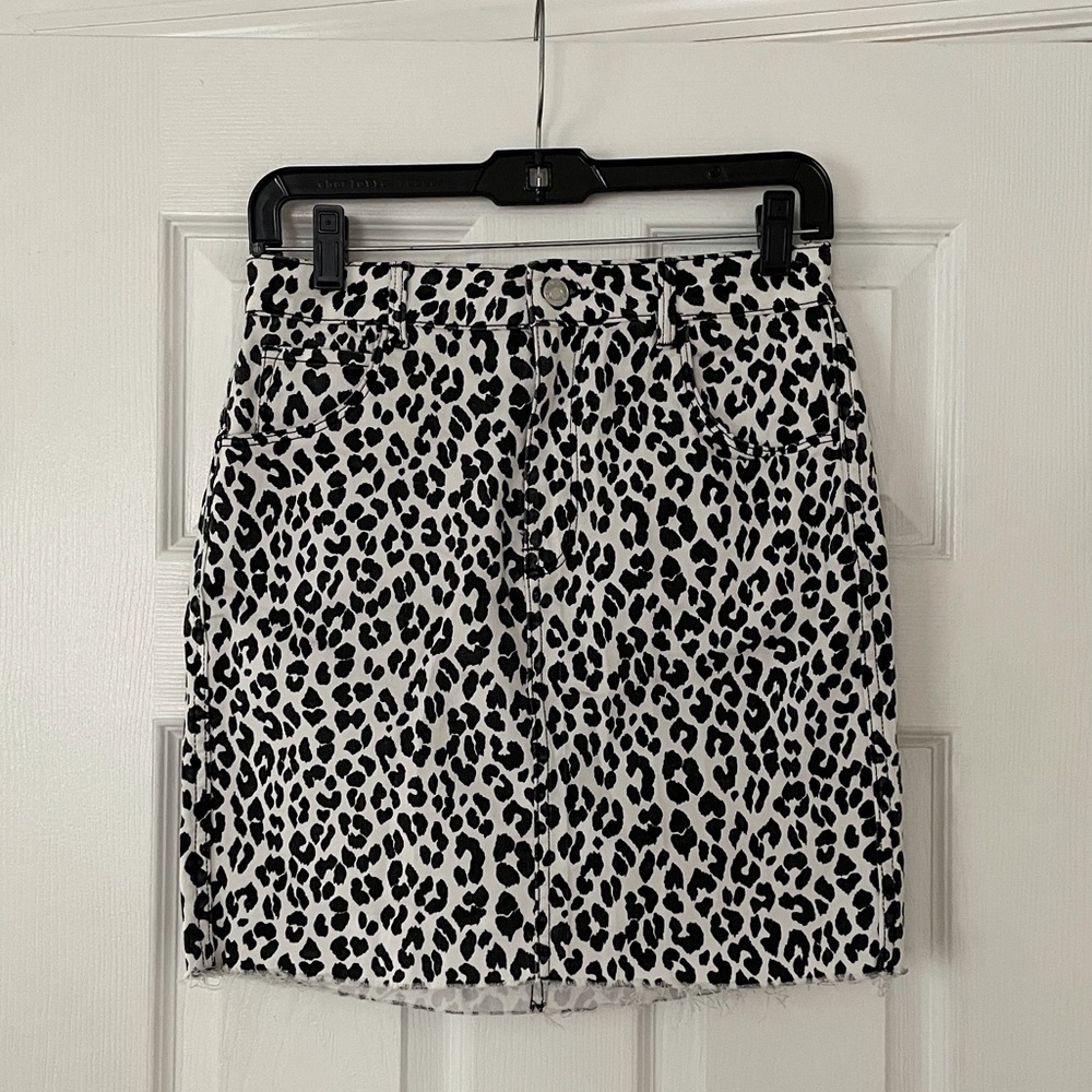 H&M cheetah denim skirt